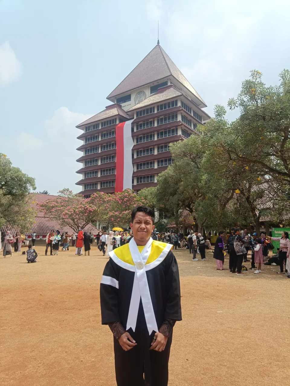 Dari Jurusan IPS SMA Al-Muhajirin Pusat, Muhammad Afif Muzaki Sukses Raih Gelar S1 Arkeologi Universitas Indonesia