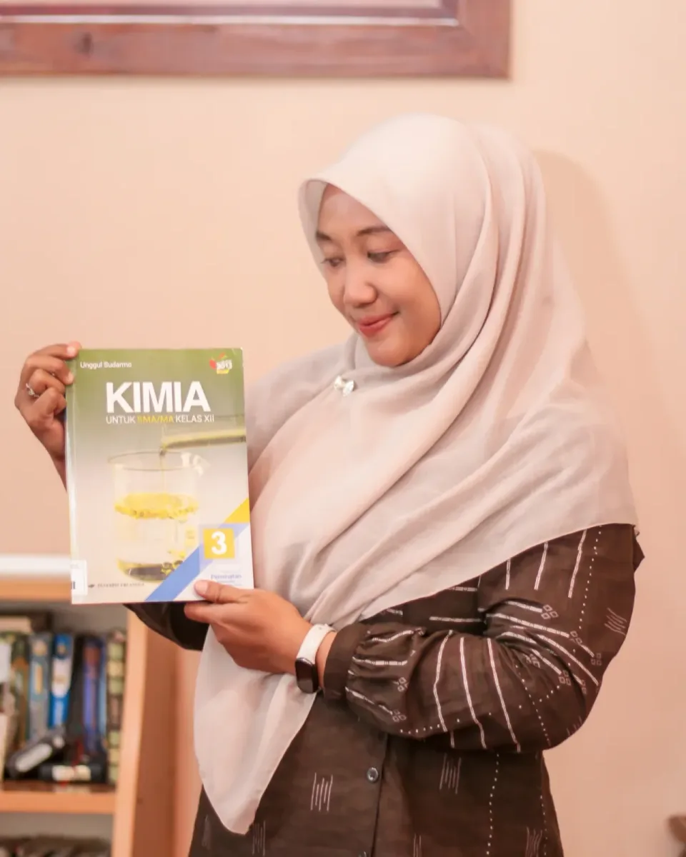 Eka Tarwiyatul Hikmah M.Pd